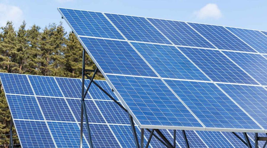 solar-enegy-station-plant-WM554QJ.jpg